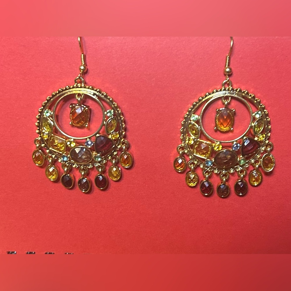 Gold Tone Boho Multicolor, Multifaceted Chandelier Fishhook Earrings (NWOT)